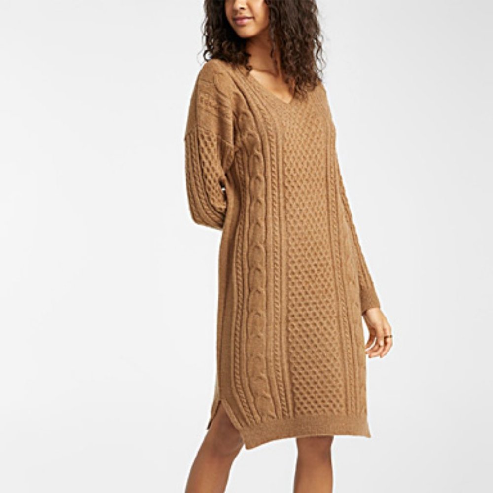 Loose cable knit honeycomb dress